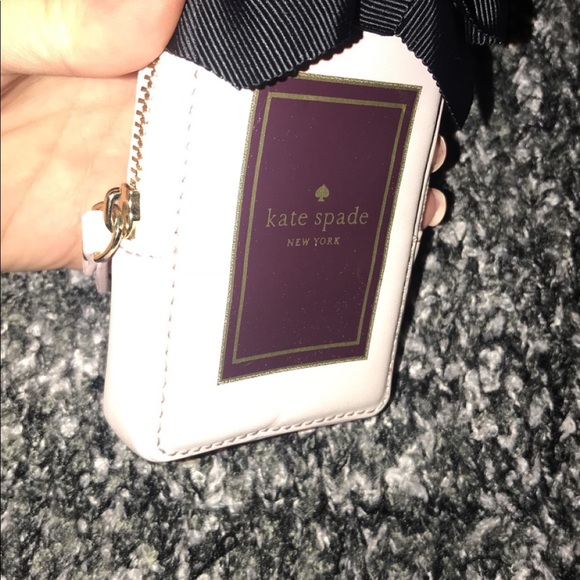 *SOLD* Kate Spade Coin Case - Picture 5 of 5